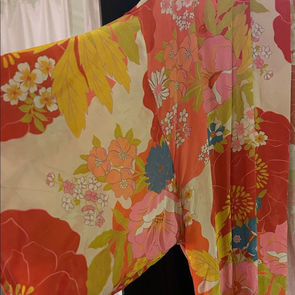 Spell & the Gypsy Floral Kimono with Red and Pink Accents - Picture 2 of 5
